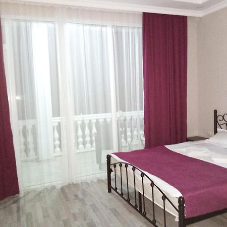 Geno Guest House Kvariati Buitenkant foto