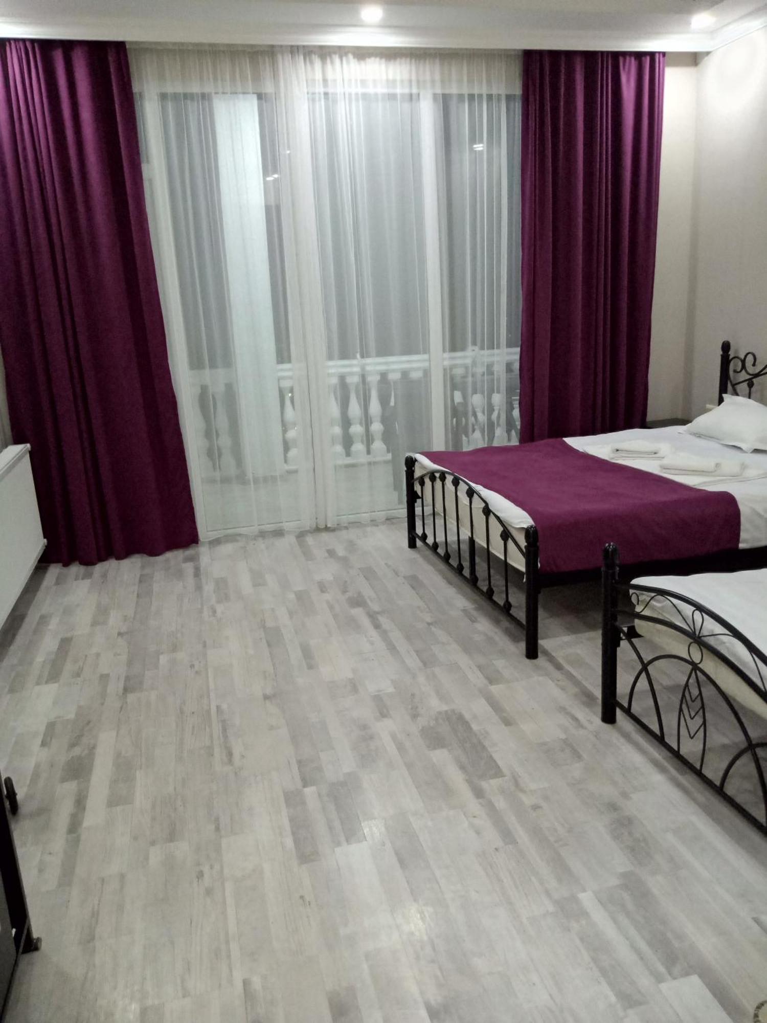 Geno Guest House Kvariati Buitenkant foto