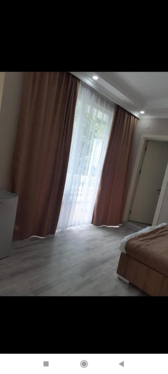 Geno Guest House Kvariati Buitenkant foto