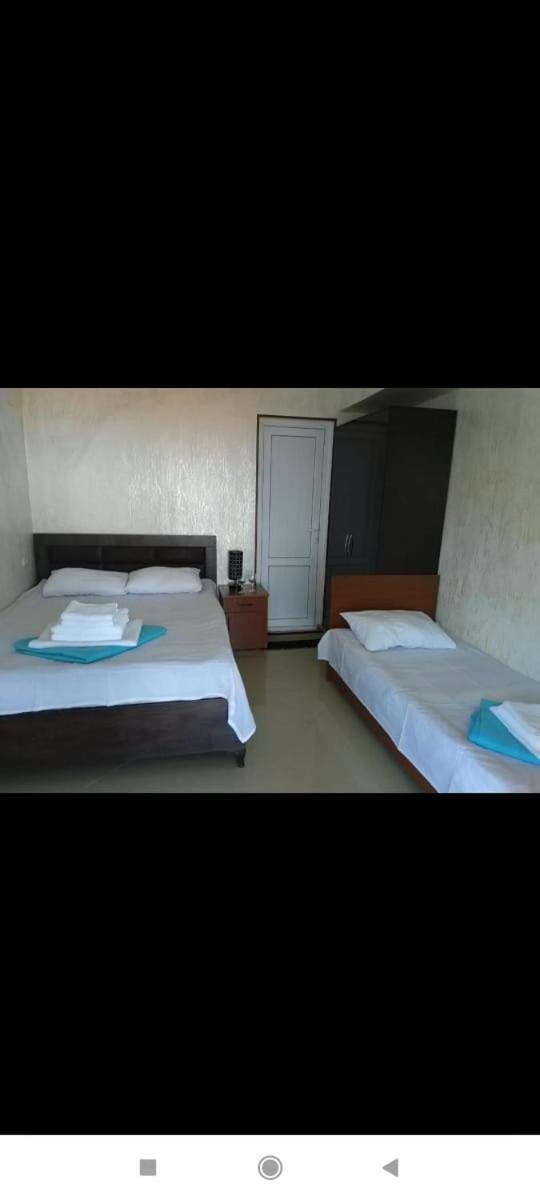 Geno Guest House Kvariati Kamer foto
