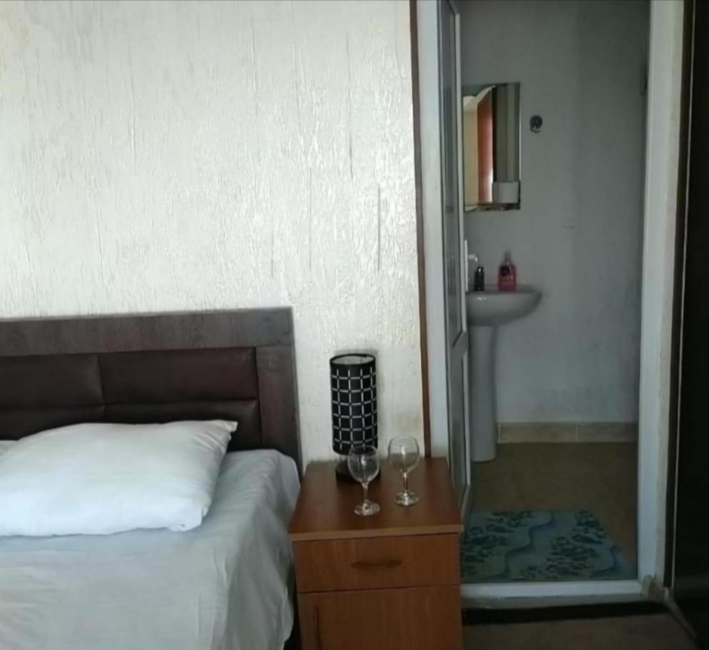 Geno Guest House Kvariati Kamer foto