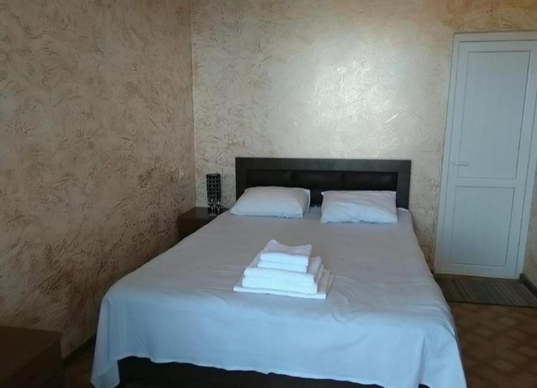 Geno Guest House Kvariati Kamer foto